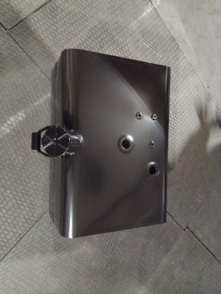 Топливный бак  МАЗ 200 л.(№ 774993)